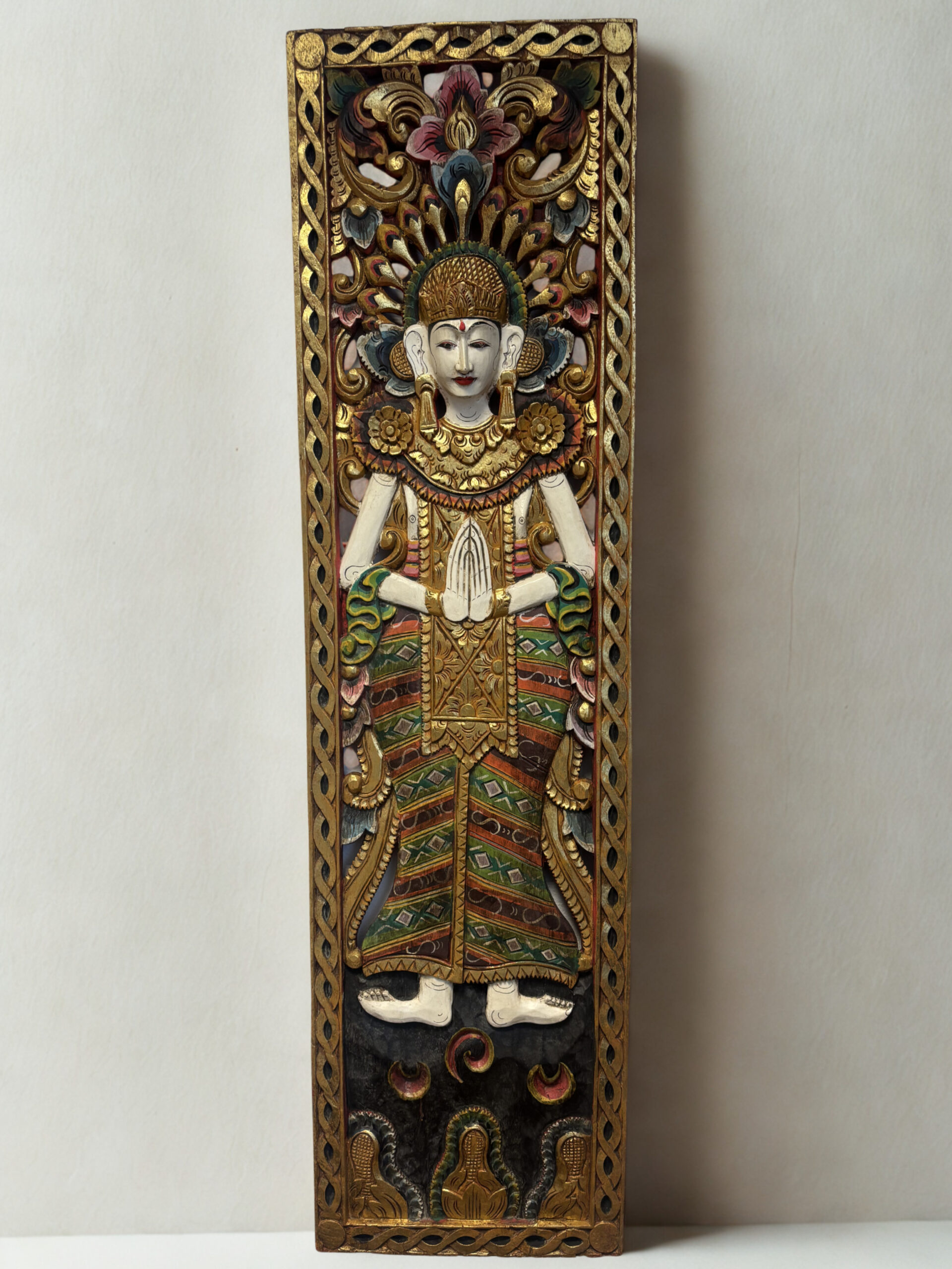 Exclusive Collector’s Set of Balinese Reliefs – Hand-Carved Polychrome Wood – Obrázok 2