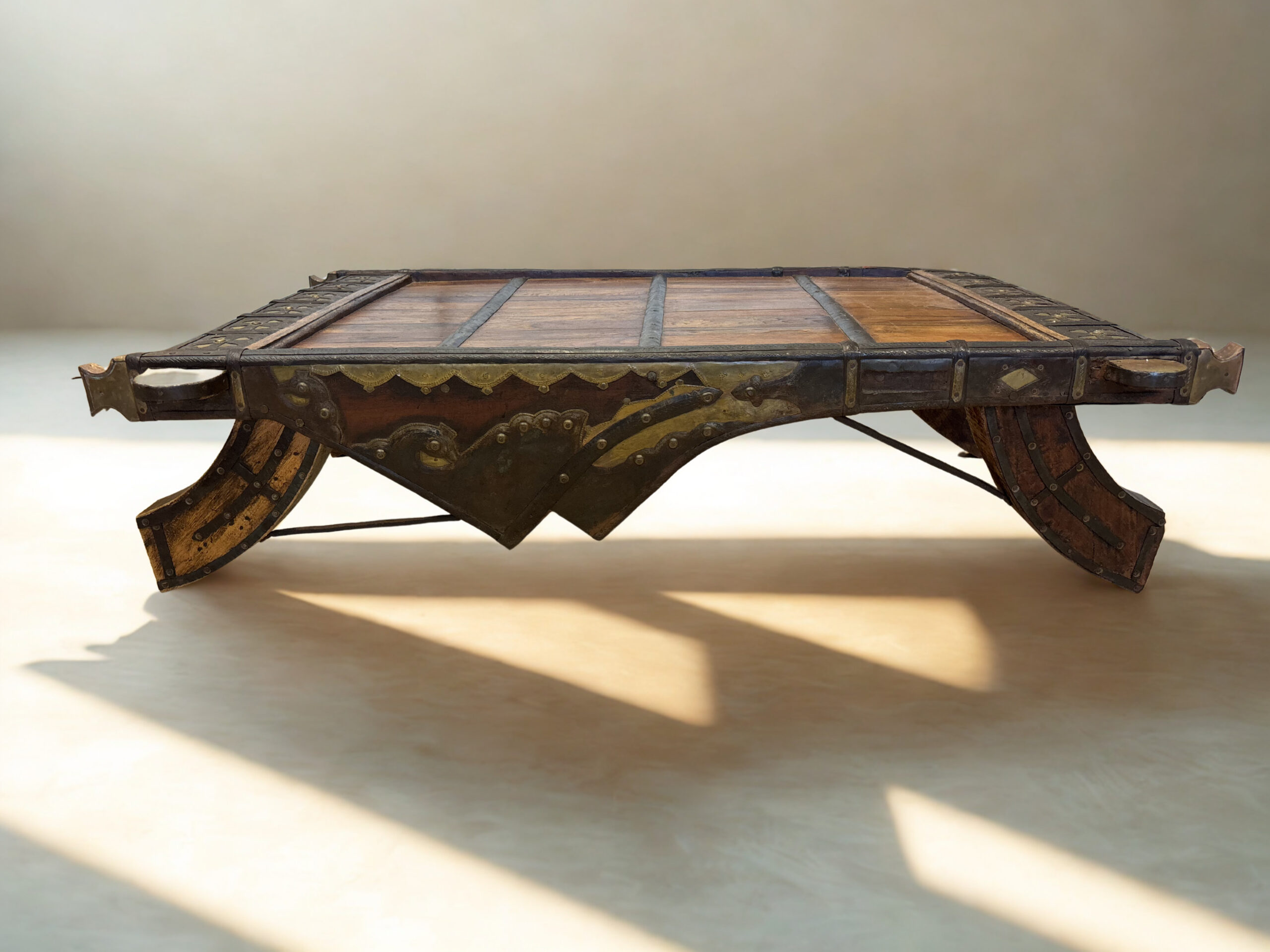 Exclusive Antique Coffee Table from India – Authentic Indian Ox Cart Table
