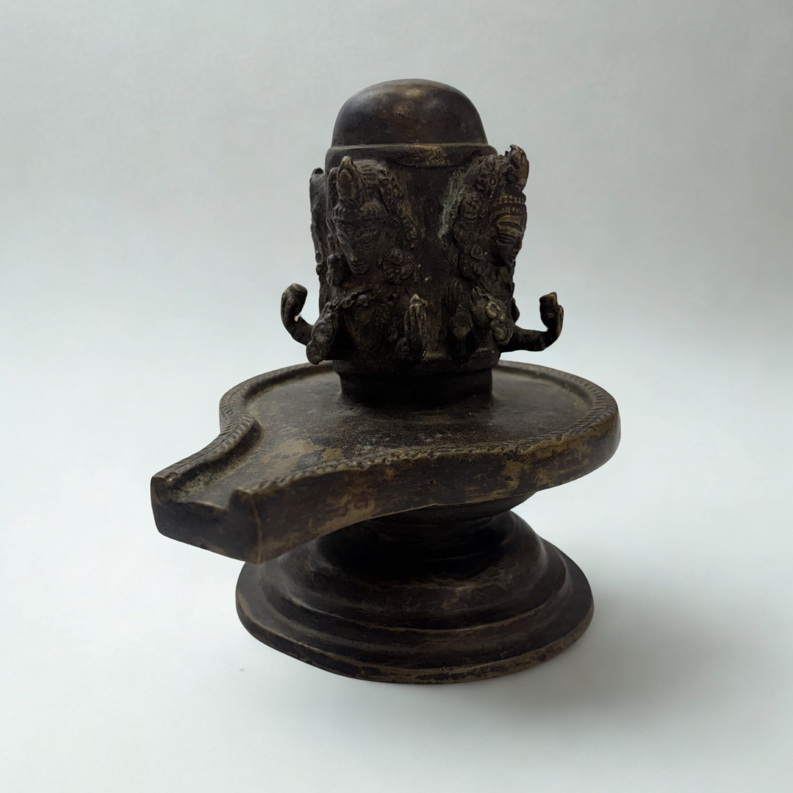 Antique Bronze Mukhalingam: A Masterpiece of Indian Sacred Metallurgy